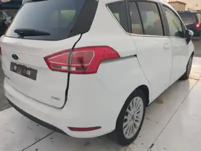 Здавання транспортного засобу ford b-max trend року 2001 потужний sfja