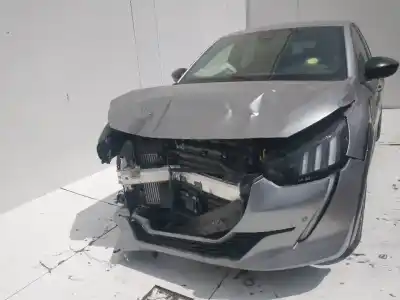 Здавання транспортного засобу peugeot 208 (p2) active pack року 2001 потужний hne