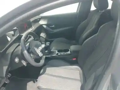 Здавання транспортного засобу peugeot 208 (p2) active pack року 2001 потужний hne