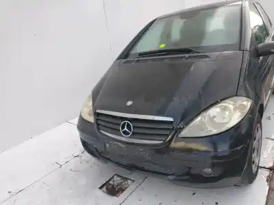 Veicolo di demolizione MERCEDES CLASE A (W169)  dell'anno 2001 alimentato 640942