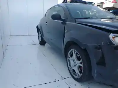 Veicolo di demolizione ALFA ROMEO MITO (145)  dell'anno 2001 alimentato 198A2000