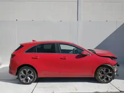 Veículo de Sucata kia ceed gt line 140 cv / 103 kw do ano 2001 alimentado g4ld