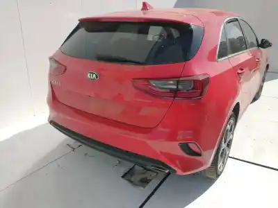 Veículo de Sucata kia ceed gt line 140 cv / 103 kw do ano 2001 alimentado g4ld