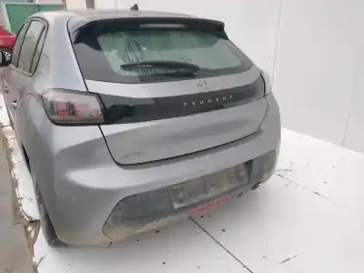 Verschrottungsfahrzeug PEUGEOT 208 (P2)  des Jahres 2001 angetrieben HNE