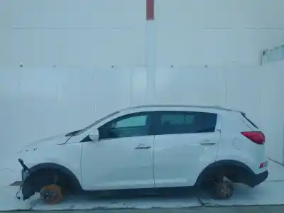 Veículo de Sucata kia sportage emotion 4x2 do ano 2001 alimentado d4fd