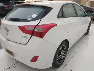 Здавання транспортного засобу hyundai i30 ranchera familiar (gd) 1.4 crdi року 2001 потужний d4fc