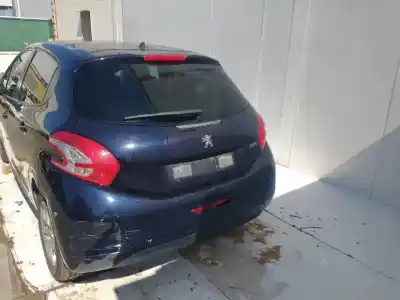 Veículo de Sucata peugeot 208 active do ano 2001 alimentado 8hr