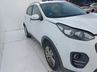 Scrapping Vehicle kia sportage emotion 4x2 of the year 2001 powered d4fd