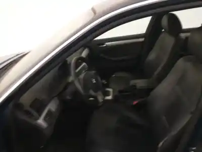 Veículo de Sucata bmw serie 3 berlina (e46) 320i do ano 2001 alimentado 204d4