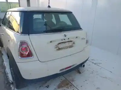 Véhicule à la ferraille mini mini (r56) one d de l'année 2001 alimenté n47c16a