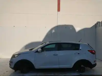 Scrapping Vehicle kia sportage emotion 4x2 of the year 2001 powered d4fd