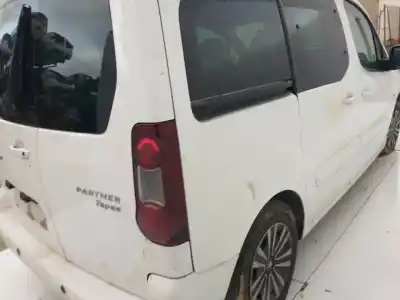 Veicolo di demolizione peugeot partner kombi outdoor dell'anno 2001 alimentato bhy