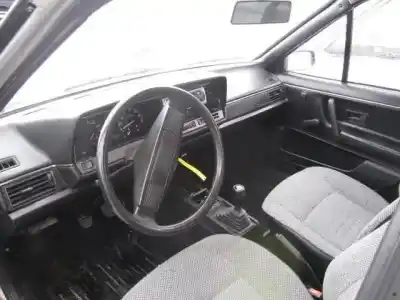 Vehicul casat volkswagen passat 1.8 d s al anului 1984 alimentat ds