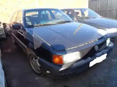 Véhicule à la ferraille VOLKSWAGEN PASSAT B3/B4 (3A2, 35I) 1.8 de l'année 1991 alimenté ABS,ADZ,RP