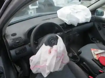 Veículo de Sucata seat leon (1m1) 1.9 tdi do ano 2000 alimentado agr,alh