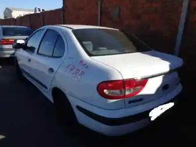 Scrapping Vehicle renault megane i classic (la0/1_) 1.9 d (la0a, la0u, la0r) of the year 2000 powered f8q 620,f8q 622,f8q 624