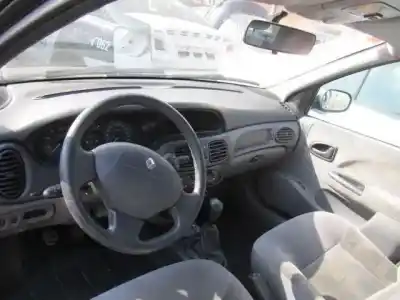 Scrapping Vehicle renault megane i classic (la0/1_) 1.9 d (la0a, la0u, la0r) of the year 1999 powered f8q 620,f8q 622,f8q 624