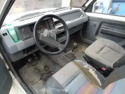 Здавання транспортного засобу renault express furgoneta/monovolumen (f40_, g40_) 1.4 (f402) року 1987 потужний c1j-explosion