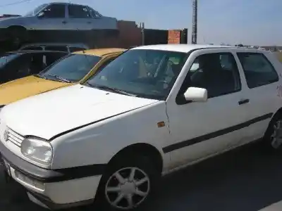 Veículo de Sucata volkswagen golf 1.8 g aam do ano 1993 alimentado (g) aam