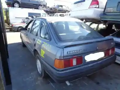 Veicolo di demolizione ford sierra 2.0 g dell'anno 1989 alimentato g/n4