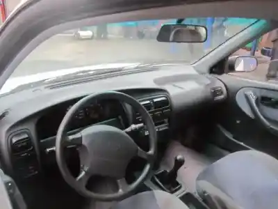 Veículo de Sucata nissan primera 1.6 g -ga16de 5p do ano 1995 alimentado g-ga16de