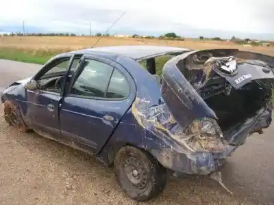 Scrapping Vehicle RENAULT MEGANE I CLASSIC (LA0/1_) 1.6 E (LA0F, LA0S) of the year 1998 powered K7M 702,K7M 703,K7M 790