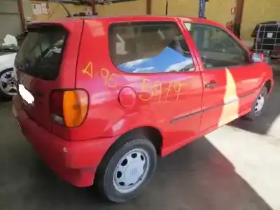 Veículo de Sucata volkswagen polo iii (6n1) 55 1.3 do ano 1995 alimentado adx