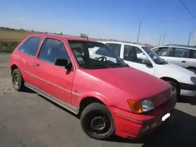 Veicolo di demolizione FORD FIESTA 1.8 G /RDB dell'anno 1993 alimentato G/RDB