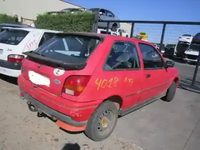 Veículo de Sucata ford fiesta 1.8 g /rdb do ano 1993 alimentado g/rdb