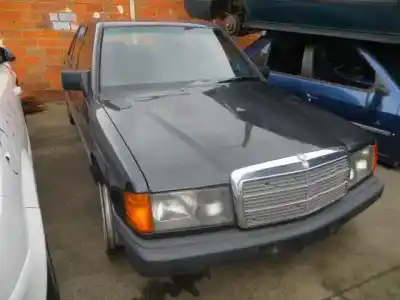 Véhicule à la ferraille MERCEDES-BENZ 190 (W201) 2.3 de l'année 1992 alimenté G-102.985