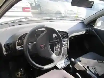 Verschrottungsfahrzeug peugeot 405 1.8 g -lfz des jahres 1992 angetrieben g-lfz