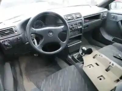 Veículo de Sucata opel calibra 2.0 g do ano 1990 alimentado g-c20ne
