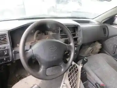 Veículo de Sucata nissan almera i hatchback (n15) 1.4 do ano 1999 alimentado ga14de