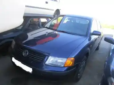Véhicule à la ferraille VOLKSWAGEN PASSAT B5 (3B2) 1.9 TDI de l'année 1996 alimenté AFN,AVG