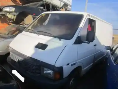 Vehículo de desguace RENAULT TRAFIC 2.1 D del año 1988 con motor D-852