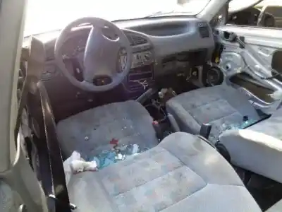 Veicolo di demolizione daewoo lanos 1.5 cat dell'anno 1998 alimentato a15sms-g