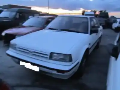 Véhicule à la ferraille NISSAN BLUEBIRD 1.6 G -CA16 de l'année 1990 alimenté G-CA16