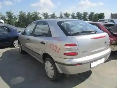 Veículo de Sucata fiat brava (182_) 1.9 td 75 s (182.bf) do ano 2000 alimentado 182a8000-g a