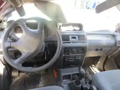 Здавання транспортного засобу mitsubishi                                         montero   (v3_w, v2_w, v4_w)                                                                                                                                                                                                                               2.8 td (v46w, v26w) року 1998 потужний 4m40-t