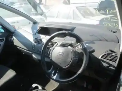 Veículo de Sucata citroen c4 2.0 hdi hdi-rhj grand picasso do ano 2006 alimentado rhj