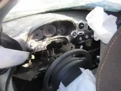 Scrapping Vehicle hyundai coupe i (rd) 1.6 16v of the year 1999 powered g-4gr