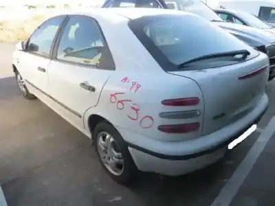 Veículo de Sucata fiat brava (182_) 1.6 16v (182.bb) do ano 1999 alimentado 182 a4.000