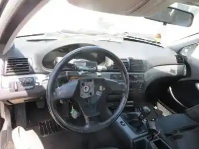 Scrapping Vehicle bmw 320 2.0 td of the year 1999 powered 204d1