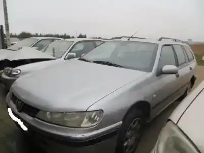 Veicolo di demolizione peugeot 406 2.0 hdi dell'anno 2000 alimentato 