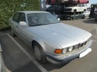 Veículo de Sucata bmw 7 (e32) 735 i, il do ano 1990 alimentado m30 b34 (346kb)