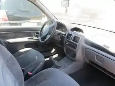 Veículo de Sucata renault clio ii (bb_, cb_) 1.4 (b/cb0c, b/cb0s) do ano 1999 alimentado e7j 634,e7j 635,e7j 780,k7j 700