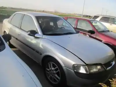 Scrapping Vehicle OPEL VECTRA B (J96) 2.0 I 16V (F19) of the year 1998 powered G-X20XEV