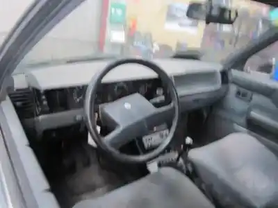 Sloopvoertuig renault 9 1.4 g c2j- explosion van het jaar 1989 aangedreven g-c2j