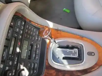 Veículo de Sucata jaguar xj 3.2g (xj8)auotmaticexecutive do ano 1998 alimentado g-ac