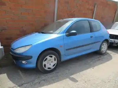 Véhicule à la ferraille PEUGEOT                                            206 VAN                                                                                                                                                                                                                                                    1.9 D                                                                                                                                                                                                                                                      de l'année 1999 alimenté D-WJZ